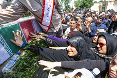 ر