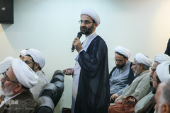 نشست هم اندیشی نویسندگان و ناشران حوزه نماز و مهدویت