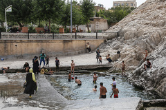 چشمه علی