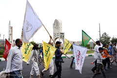 کاروان زائران پیاده امام رضا(ع)