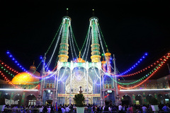 شب میلاد امام رضا(ع) در بارگاه کریمه اهل بیت(س)