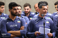 دیدار مدال‌آوران المپیادهای علمی و اعضای تیم ملی والیبال جوانان با رهبر انقلاب