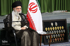 دیدار مدال‌آوران المپیادهای علمی و اعضای تیم ملی والیبال جوانان با رهبر انقلاب