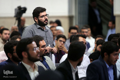 دیدار مدال‌آوران المپیادهای علمی و اعضای تیم ملی والیبال جوانان با رهبر انقلاب