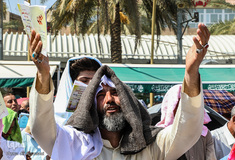 دعای عرفه در حرمین شریفین کربلای معلی