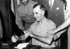 کودتای 28 مرداد و بانیان آن درآیینه تصاویر