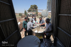 اطعام غدیری خیریه متوسلین به امام رضا(ع) بین ۴ هزار نیازمند تهرانی