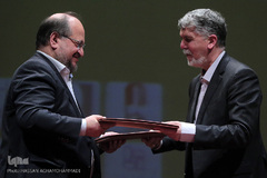 امضای پیش نویس دستورالعمل نحوه تشکیل و فعالیت انجمن‌های صنفی فرهنگ، هنر و رسانه