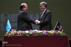 امضای پیش نویس دستورالعمل نحوه تشکیل و فعالیت انجمن‌های صنفی فرهنگ، هنر و رسانه