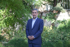 مراسم رونمایی از کتاب «مهر و ماه؛ رساله‌ای در باب حقوق اجتماعی و احکام اخلاقی» در ایکنا