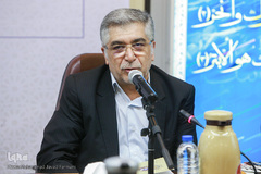 سیدحمیدرضا طیبی، رئیس جهاددانشگاهی در مراسم رونمایی از کتاب «مهر و ماه»