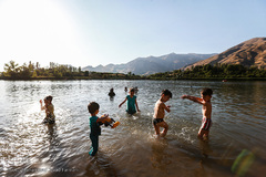 اُوان، دریاچه ای پر پیچ و خم