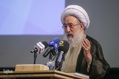 تودیع حجت‌الاسلام محمدحسن اختری، دبیر کل سابق و معارفه رضا رمضانی، دبیرکل جدید مجمع جهانی اهل بیت