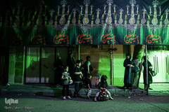 سیاه پوش شدن کوچه‌ها و خیابان‌ها در عزای امام حسین(ع)