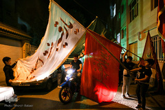 سیاه پوش شدن کوچه‌ها و خیابان‌ها در عزای امام حسین(ع)