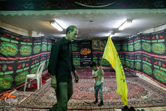 سیاه پوش شدن کوچه‌ها و خیابان‌ها در عزای امام حسین(ع)