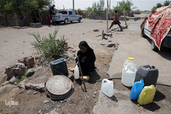 توزیع نذورات حسینی در میان گپرنشینان و اهالی فقیر روستاهای منطقه محروم جازموریان