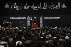 دومین شب عزاداری حضرت اباعبدالله الحسین (ع) در حسینیه امام‌خمینی(ره)