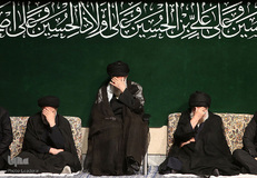 مراسم عزاداری شب عاشورای حسینی در حسینیه امام‌خمینی(ره)