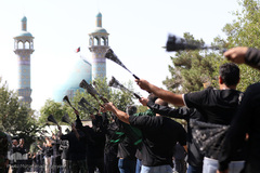 عزدارای ظهر عاشورا در کرج