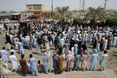 عزاداری ظهر عاشورا در منطقه محروم جازموریان