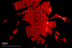 حرم مطهر امام حسین(ع) در شام غریبان