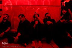 حرم مطهر امام حسین(ع) در شام غریبان