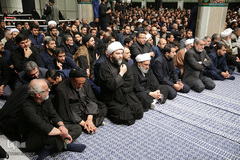 آخرین شب مراسم عزاداری حضرت اباعبدالله الحسین(ع) در حسینیه امام خمینی(ره)