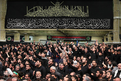 آخرین شب مراسم عزاداری حضرت اباعبدالله الحسین(ع) در حسینیه امام خمینی(ره)