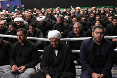 آخرین شب مراسم عزاداری حضرت اباعبدالله الحسین(ع) در حسینیه امام خمینی(ره)