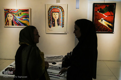 نمایشگاه دست های آبی در گالری مهر هنر