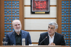 عبدالهادی فقهی‌زاده، معاون قرآنی وزیر فرهنگ و ارشاد اسلامی و سید حمیدرضا میرعظیمی، رئیس مرکزهماهنگی و توسعه پژوهش و آموزش عالی قرآنی کشور در جلسه شورای توسعه فرهنگ قرآنی