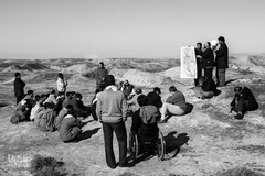 دیار نزدیک، مجموعه‌ای که ارادت و اشتیاق مردم به قهرمانان هشت ساله جنگ تحمیلی را به نمایش می‌گذارد.