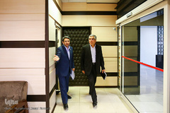 از راست سیدحمیدرضا طیبی، رئیس جهاددانشگاهی و وحید قبادی‌دانا، معاون وزیر و رئیس سازمان بهزیستی کشور