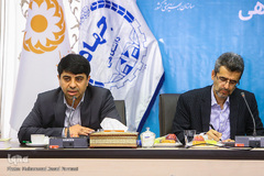 از راست محمدصادق بیجندی، معاون آموزشی جهاددانشگاهی و عیسی علیزاده، معاون فرهنگی جهاددانشگاهی