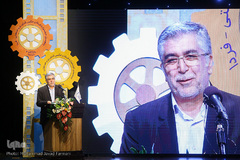 سید حمیدرضا طیبی، رئیس جهاددانشگاهی در اختتامیه پنجمین جشنواره فیلم و عکس فردا