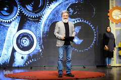 بهرام عظیمی در اختتامیه پنجمین جشنواره فیلم و عکس فردا