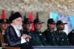 حضور رهبر انقلاب در مراسم دانش‌آموختگی دانشجویان دانشگاه امام حسین(ع)