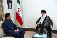 دیدار نخست‌وزیر پاکستان با رهبر انقلاب