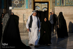 حرم علی‌ابن‌موسی ارضا(ع)، میعادگاه جاماندگان اربعین