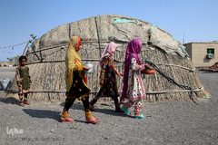 توزیع 5000هزار غذای نذری هم نمک در اربعین منطقه محروم جازموریان