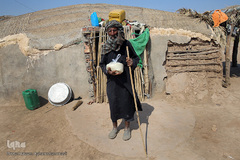 توزیع لوازم التحریر هم نمک در جازموریان