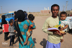 توزیع لوازم التحریر هم نمک در جازموریان