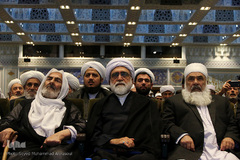 تشرف کاروان اهل سنت به حرم رضوی