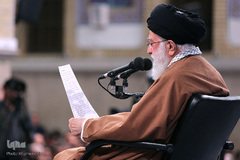 دیدار دانش‌آموزان و دانشجویان با رهبر انقلاب اسلامی