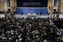 دیدار دانش‌آموزان و دانشجویان با رهبر انقلاب اسلامی