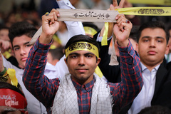 دیدار دانش‌آموزان و دانشجویان با رهبر انقلاب اسلامی