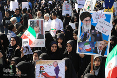 راهپیمایی یوم‌الله ۱۳ آبان در یزد