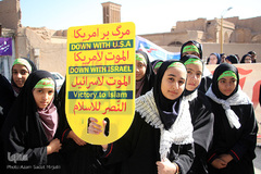 راهپیمایی یوم‌الله ۱۳ آبان در یزد