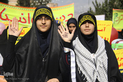 راهپیمایی یوم‌الله ۱۳ آبان در سمنان
